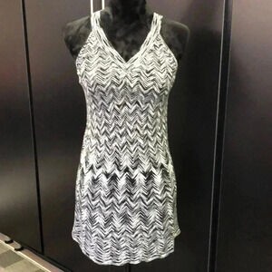 WHBM Sleeveless Halter,v-neck midi dress, chevron print, knit like,scalloped hem